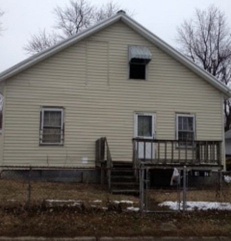 1st image of 1817 W 6th St
