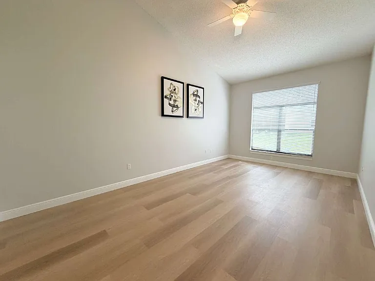6240A Fairskies Dr — Photo 15