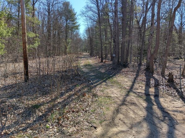 S Wolf Lake Rd, Fruitport, MI 49415