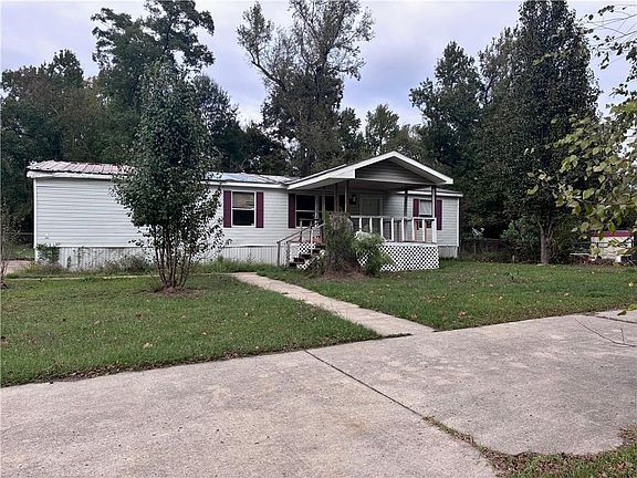 3rd image of 1320 Tioga Rd