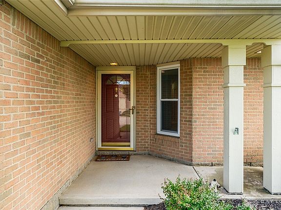 4th image of 1294 Rosalind Dr