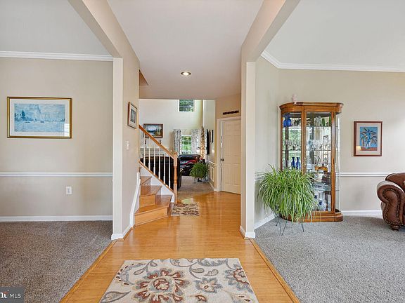 5th image of 309 Hanberry Ct NE