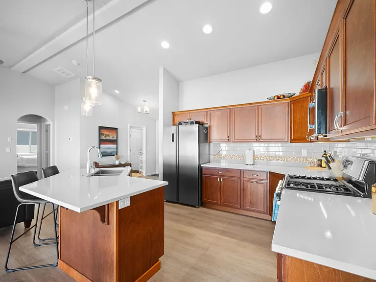 14611 E 31st Ave — Photo 8