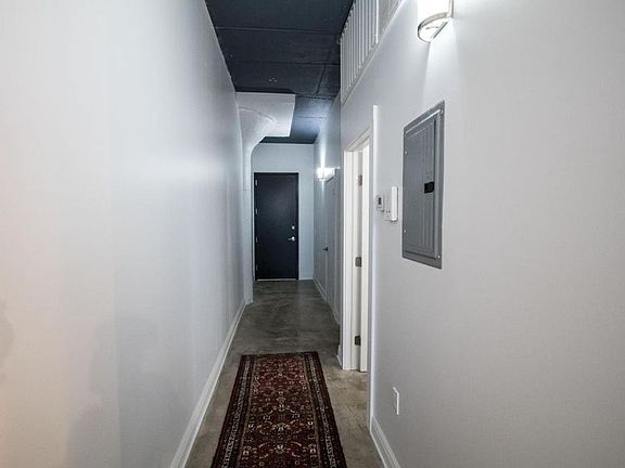 3rd image of 206 North Ave APT 403