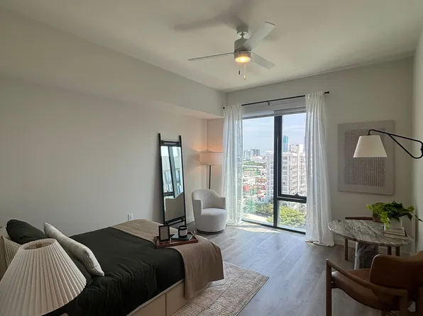 92 NW 29th St, Miami, FL