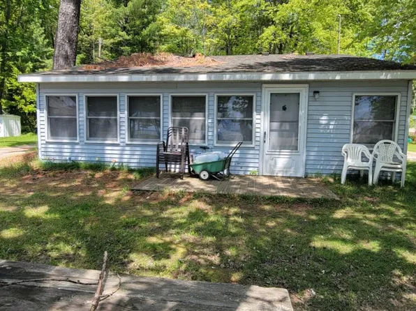 6343 E Houghton Lake Dr #B, Houghton Lake, MI 48629