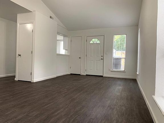 4th image of 2243 Donna Dr