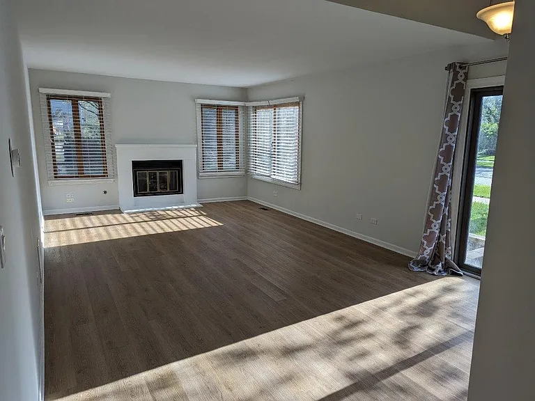 1373 River Oak Dr — Photo 5