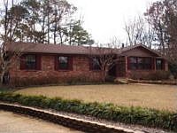 1st image of 510 Louis Cir SE