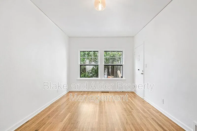 1 bed, 1.0 bath, 500 sqft, $1,595 — Photo 3