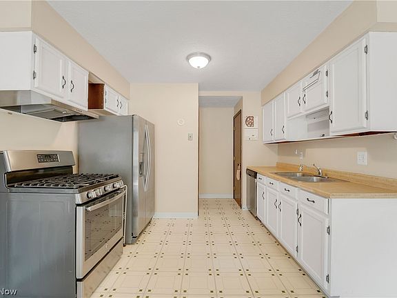 3rd image of 35007 S Turtle Trl APT A