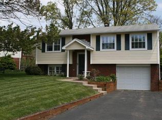 564 Sautter Dr, Crescent, PA