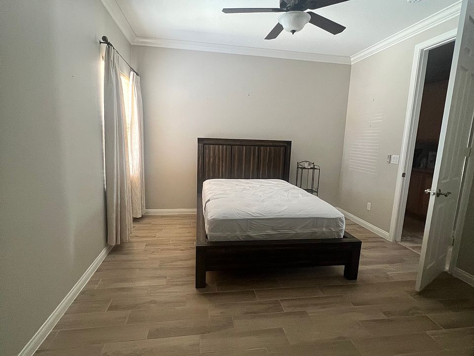 Bedroom #1
