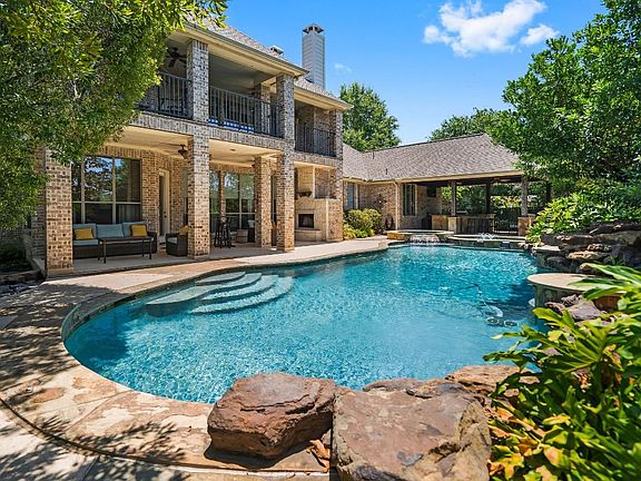 3rd image of 17431 Bear River Ln