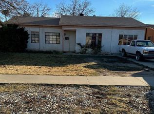 1403 Irvin St, Carlsbad, NM 88220