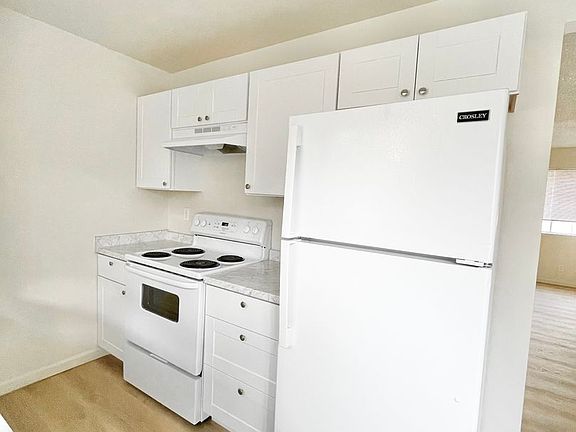 4th image of 1112 Orchard St #4