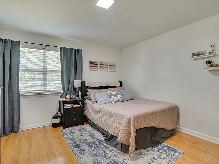 114 Brattlesboro Dr — Photo 20
