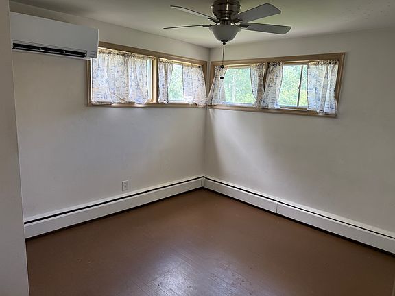 4th image of 9025 Gue Rd