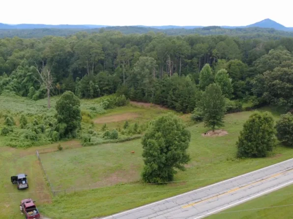 6620 Mize Rd, Toccoa, GA 30577