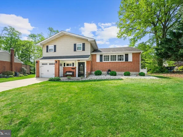 2201 Jamaica Dr, Wilmington, DE 19810
