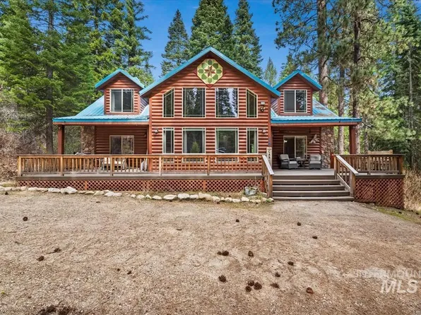 28 Elk Run Dr, Garden Valley, ID 83622