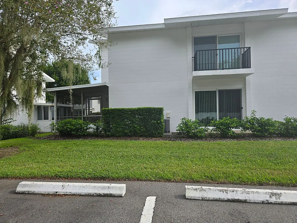 1550 11th St NE #F3