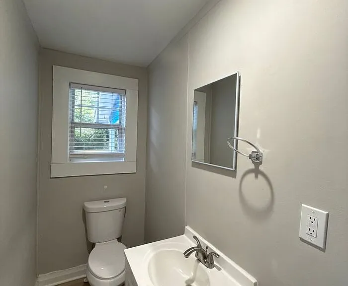 1120 N Ransom St — Photo 11