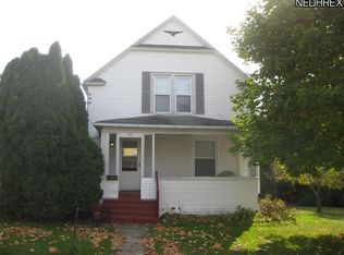 284 E Park Ave, Barberton, OH 44203