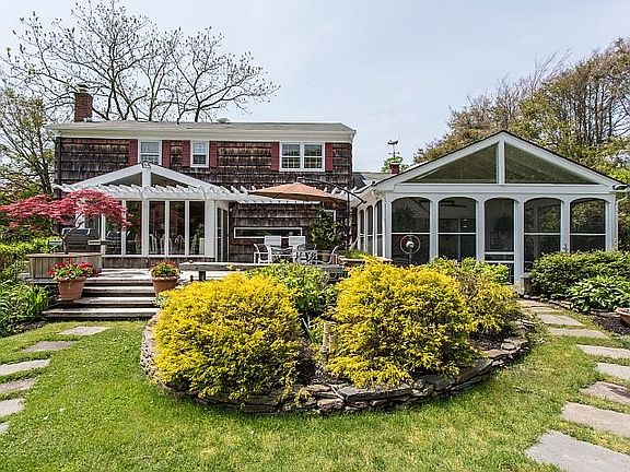 5th image of 47 Gillette Ave