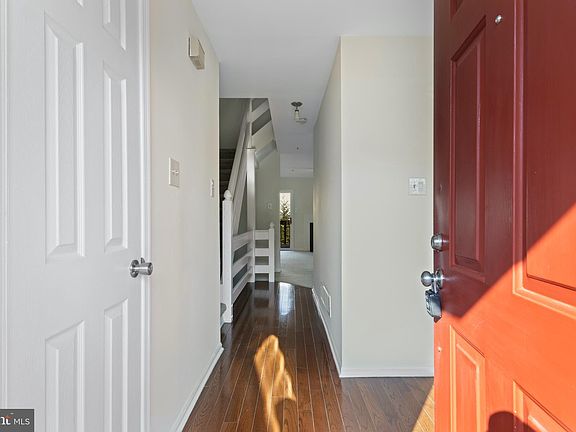 2nd image of 1701 Water Wheel Cir