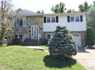 2225 Pinehurst Rd, Bethlehem, PA 18018