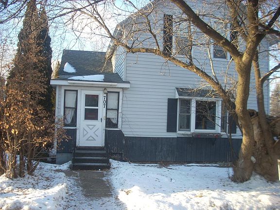 3rd image of 707 5TH STREET