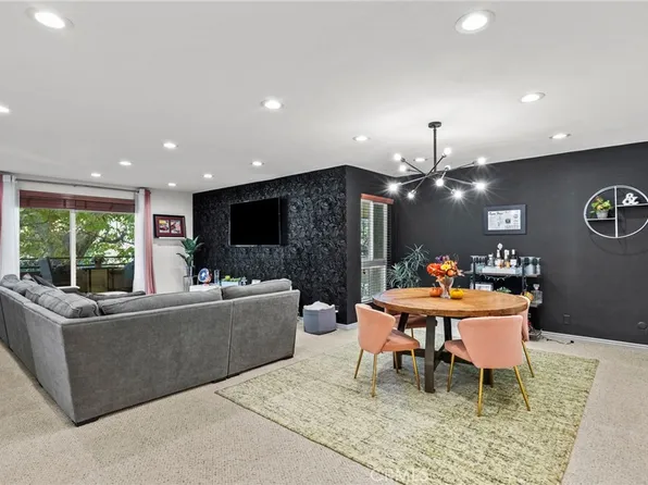 6752 Hillpark Dr APT 202, Los Angeles, CA 90068