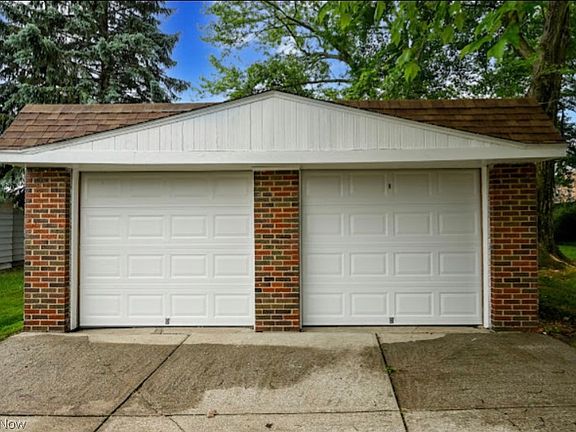 3rd image of 4505 Fruitland Dr