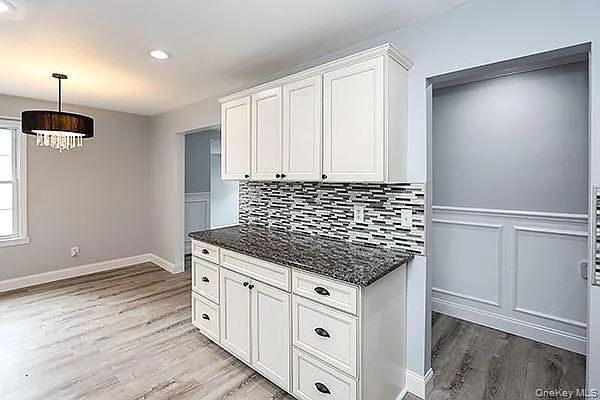 53 Huron St — Photo 17