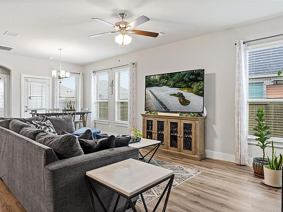3rd image of 4209 Harper Rd