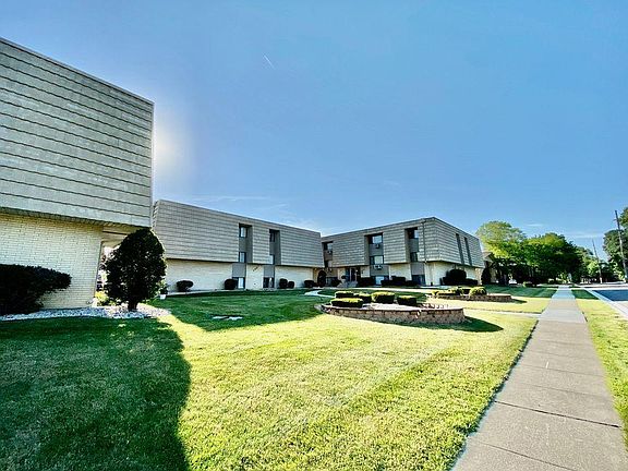 2nd image of 125 Harrington Ave #1D