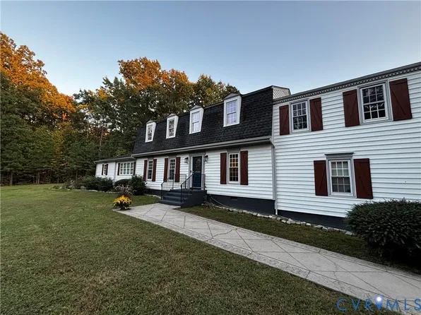 12380 Bienvenue Rd, Rockville, VA 23146