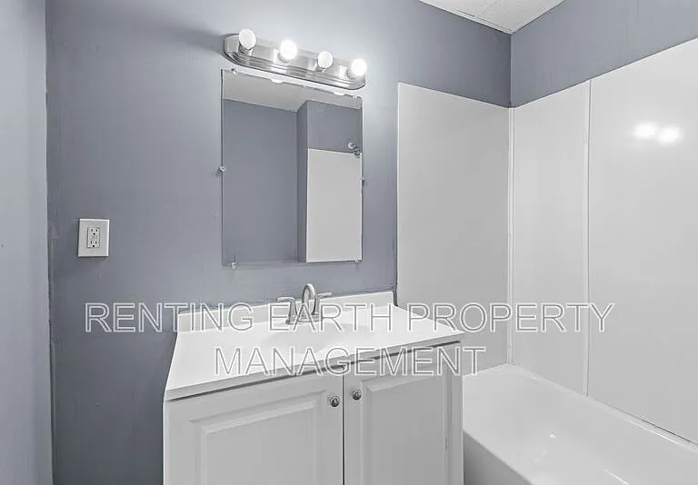 2309 Eufaula Ave — Photo 14