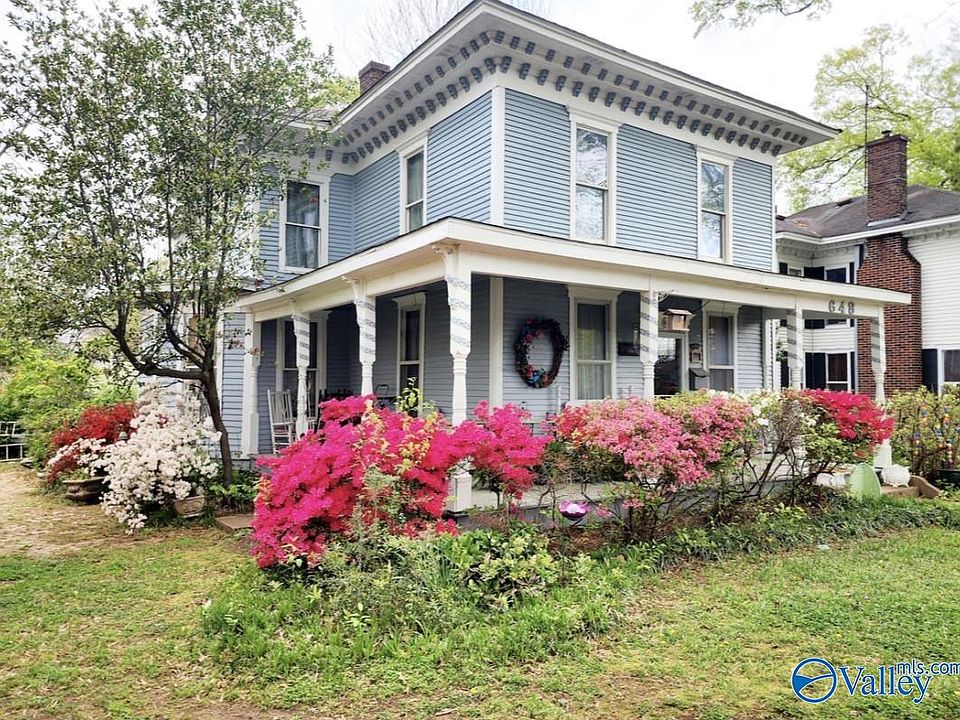 2nd image of 648 Johnston St SE