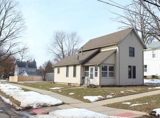 702 Loomis St, Jackson, MI 49202