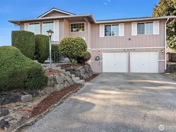 2205 Sweet Street, Tacoma, WA 98404