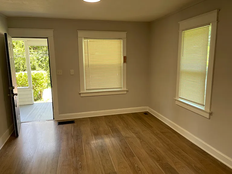 1308 S Northern Blvd — Photo 10