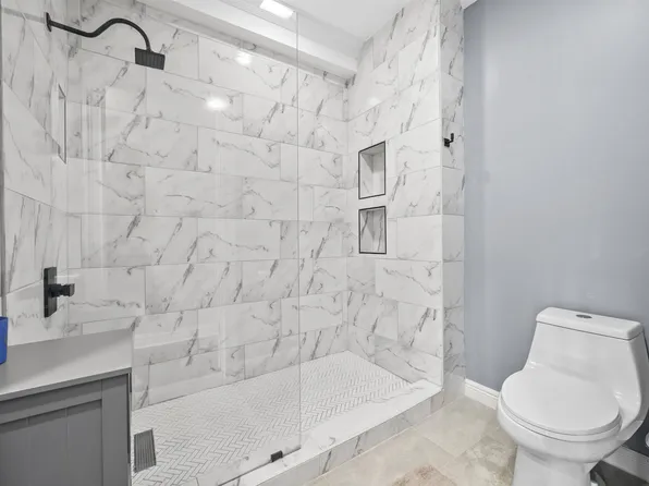 180 19th Street image 5 of 15