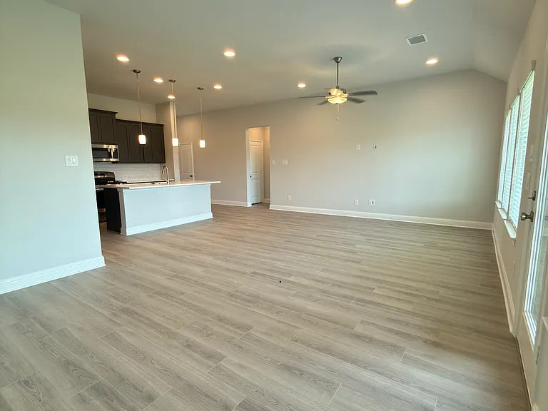 1232 Redcoat Dr — Photo 16