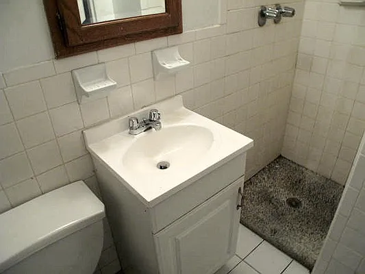 Rented by Roseann Lettieri Realty | media 18