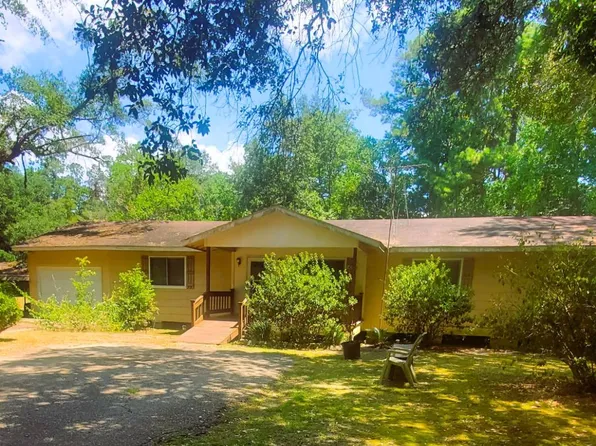 208 C S Owens Rd, Madisonville, LA 70447