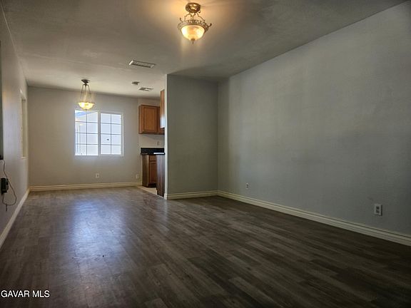4th image of 38539 36th St E