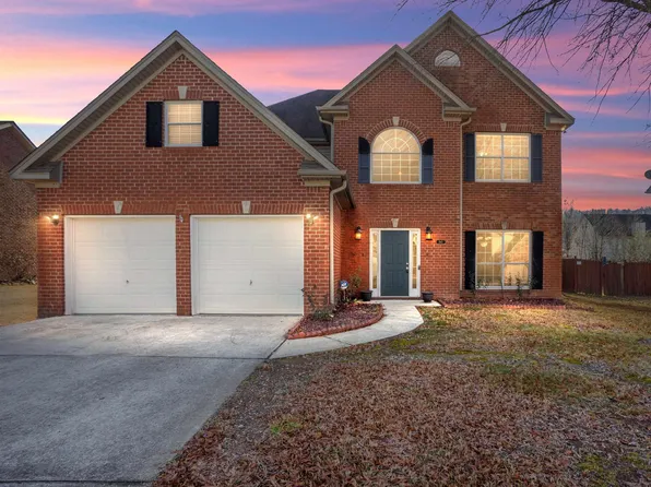 565 Forest Lakes Dr, Sterrett, AL 35147