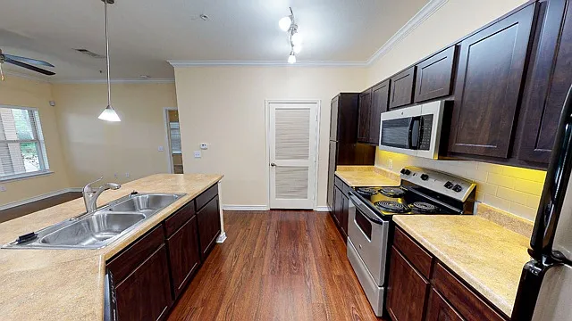 The Reserve Apartments — Photo 71